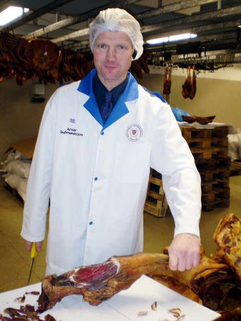 arnar_kjotskurdarmeistari_640